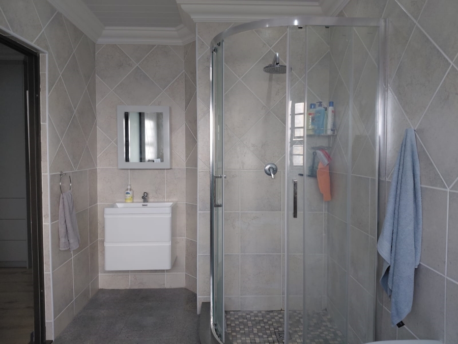 3 Bedroom Property for Sale in Stilbaai Wes Western Cape